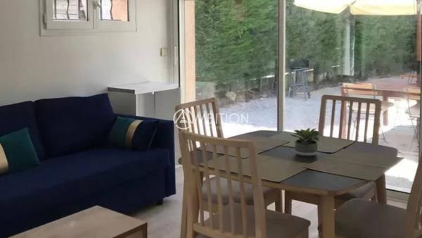 Immeuble à vendre 11 pièces de 184 m²