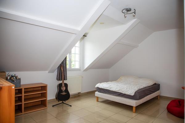 Belle maison individuelle - Dépendance - sous-sol partiel - DPE "C"