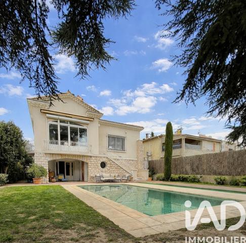 Maison à vendre 10 pièces 230 m² Cavaillon