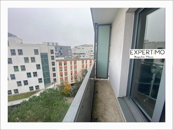 Lyon (69007) RARE 2 studios en 1 lot LYON 7 au calme proche TRAM 2