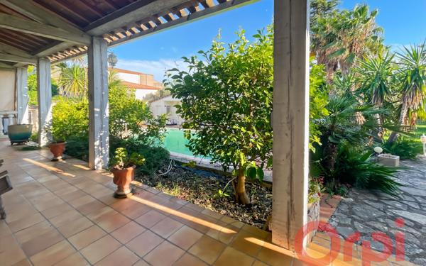 Maison à vendre    7 pièces •  Villeneuve-lès-Béziers