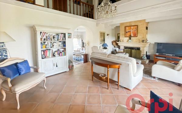 Maison à vendre    7 pièces •  Villeneuve-lès-Béziers