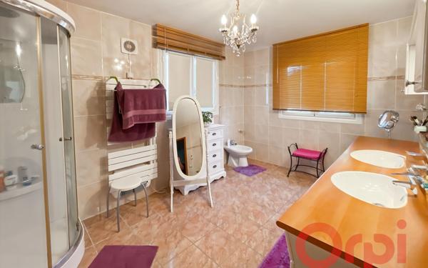 Maison à vendre    7 pièces •  Villeneuve-lès-Béziers