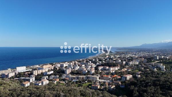 Maison 5 pièces - 180 m²