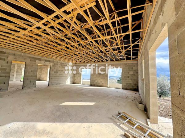 Maison 5 pièces - 180 m²