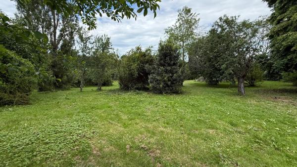 Corps de ferme avec studio rénové et dépendances entre Tarbes et  Rabastens de Bigorre