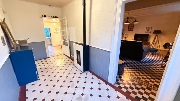 Corps de ferme avec studio rénové et dépendances entre Tarbes et  Rabastens de Bigorre