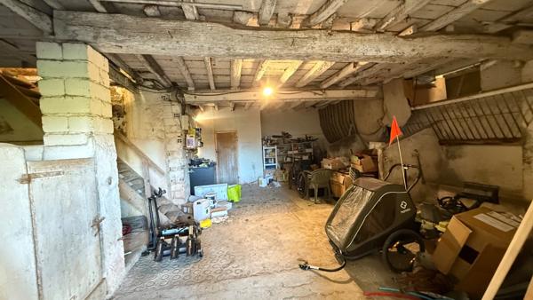 Corps de ferme avec studio rénové et dépendances entre Tarbes et  Rabastens de Bigorre