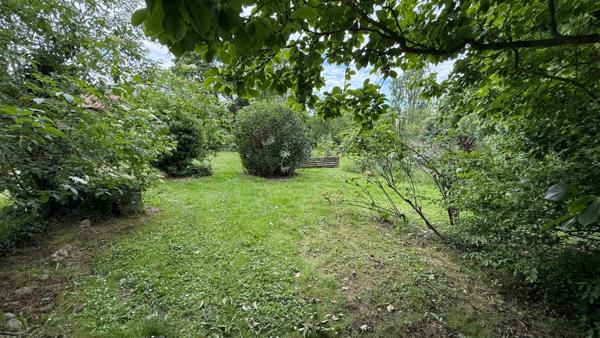 Corps de ferme avec studio rénové et dépendances entre Tarbes et  Rabastens de Bigorre