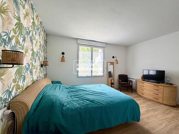 Maison 6 pièces – 220 m² environ à Saint-Nazaire (ref : 79406SN)