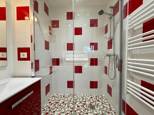 Maison 6 pièces – 220 m² environ à Saint-Nazaire (ref : 79406SN)