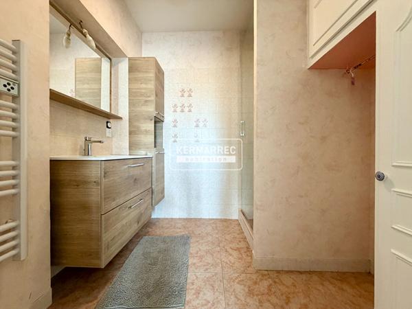 Maison 6 pièces – 220 m² environ à Saint-Nazaire (ref : 79406SN)