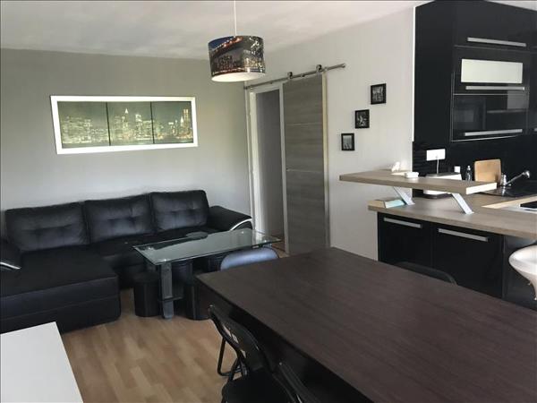Appartement à louer 610 € CC BREST 2 p 45 m² DPE E