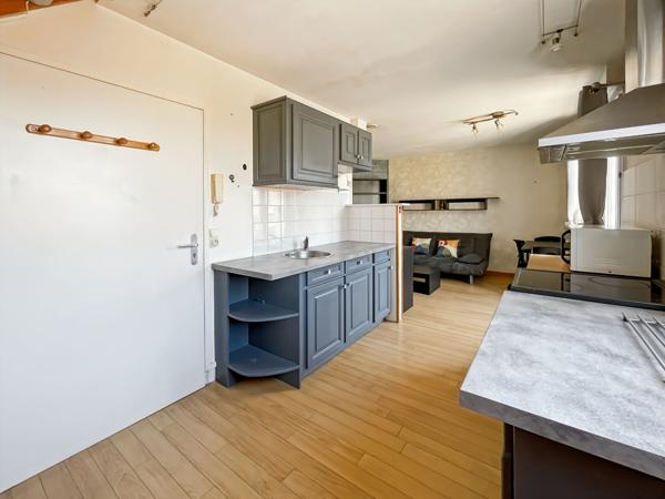 Duplex 34m Melun 2 pièces - Parfaitement situé