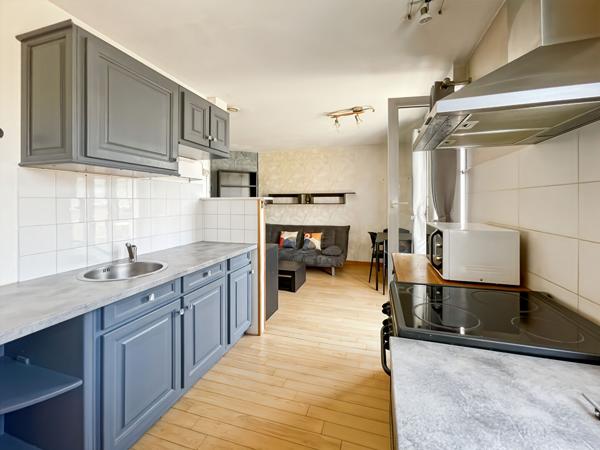 Duplex 34m Melun 2 pièces - Parfaitement situé