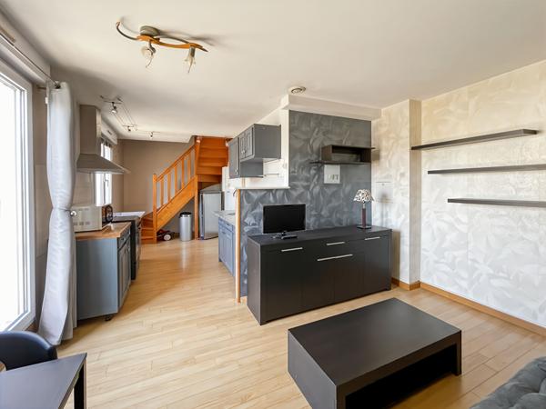 Duplex 34m Melun 2 pièces - Parfaitement situé