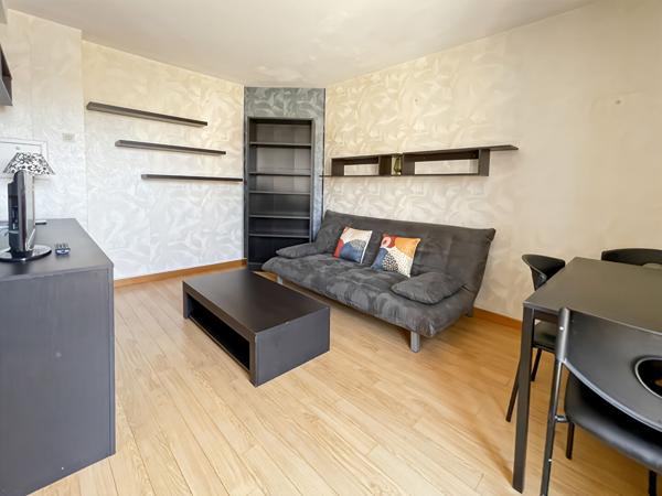 Duplex 34m Melun 2 pièces - Parfaitement situé