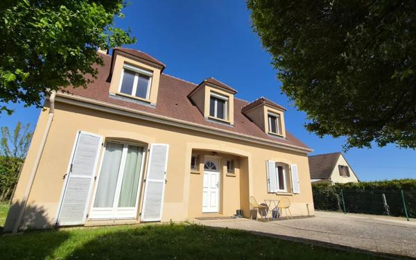 Maison à vendre    5 pièces •  Étampes