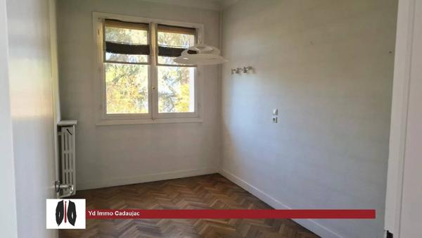 Bordeaux Caudéran – Grand appartement avec garage, cave et double balcon