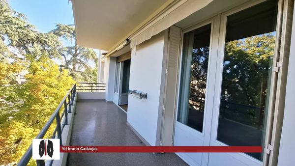 Bordeaux Caudéran – Grand appartement avec garage, cave et double balcon