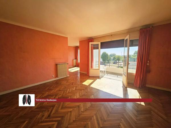 Bordeaux Caudéran – Grand appartement avec garage, cave et double balcon