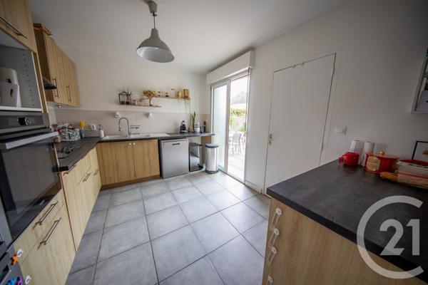 Maison à vendre  5 pièces - 110,20 m2 LE TAILLAN MEDOC - 33