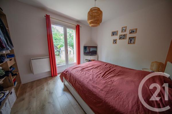 Maison à vendre  5 pièces - 110,20 m2 LE TAILLAN MEDOC - 33