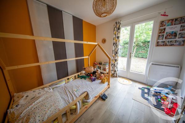 Maison à vendre  5 pièces - 110,20 m2 LE TAILLAN MEDOC - 33