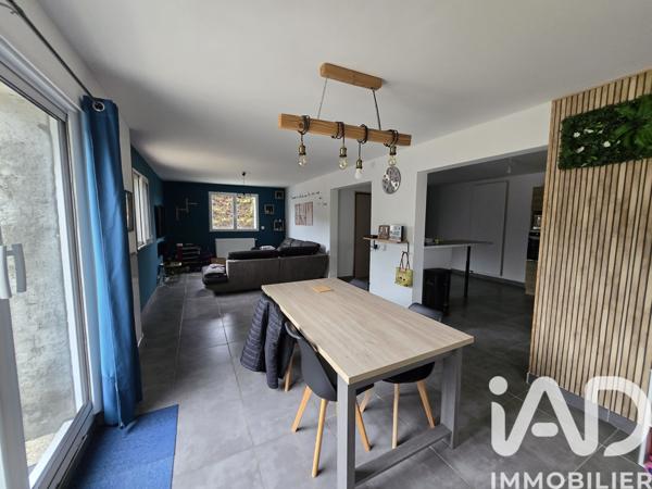 Maison à vendre 6 pièces 159 m² Saint-Privat-des-Vieux