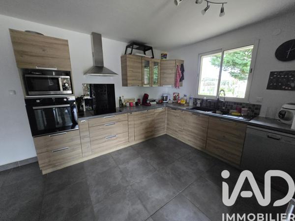 Maison à vendre 6 pièces 159 m² Saint-Privat-des-Vieux