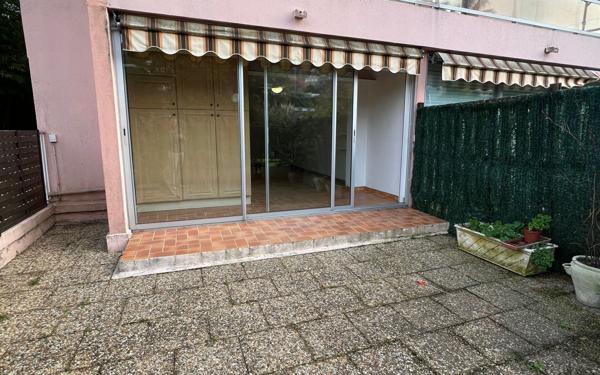 Appartement à louer    2 pièces • 25,21 m2 Golfe Juan - Vallauris