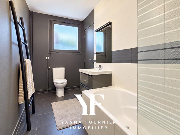 BREST, BEAUX T4 AVEC BALCON EXPOSÉ SUD, 2 CHAMBRES, LUMINEUX