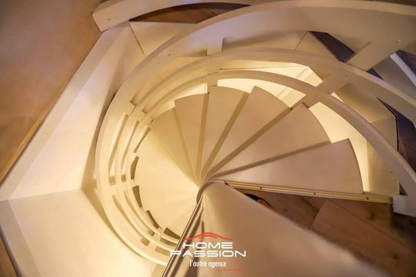 SAINT-PALAIS-SUR-MER - SPACIEUSE VILLA FAMILIALE AVEC PISCINE SUR PARC PAYSAGER A 600M DE LA PLAGE DE NAUZAN