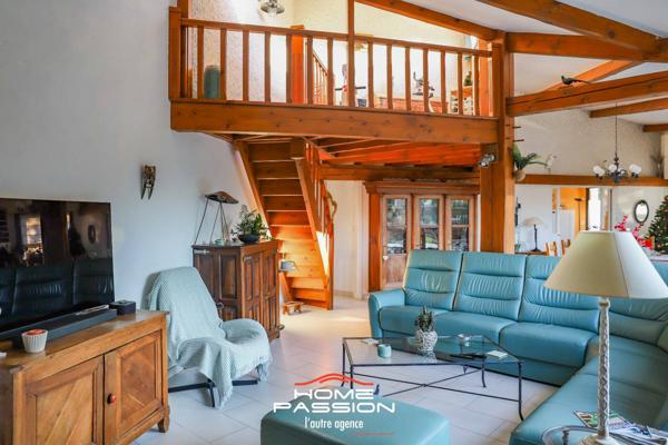 SAINT-PALAIS-SUR-MER - SPACIEUSE VILLA FAMILIALE AVEC PISCINE SUR PARC PAYSAGER A 600M DE LA PLAGE DE NAUZAN