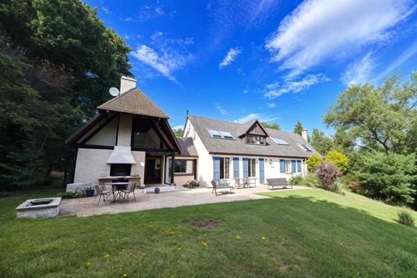 PROPRIÉTÉ 203 M2 AVEC ANNEXES, PARC ARBORÉ,RUISSEAU