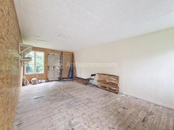 Location                                                      Maison
                        
                     5 pièces                      119 m2                     à Clermont-Ferrand