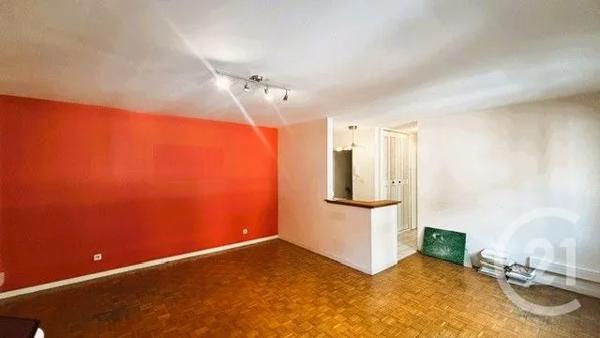 Appartement à vendre  2 pièces - 64,72 m 2   VILLEURBANNE  - 69