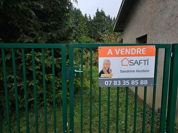 Beau terrain à bâtir de 21 ares