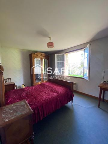 Maison 5 chambres sur 4 650m² terrain avec hangar