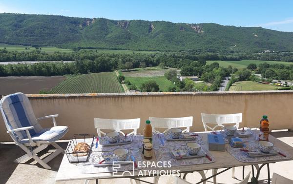 Maison avec vue imprenable, garage et appartement 10 pièce(s) 340 m2