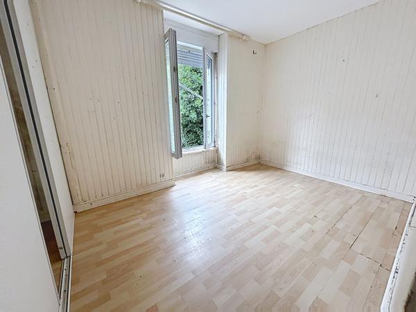 Appartement 5 pièces Centre ville de Quimper - 92 500 € Toiture et cage d'escalier remis a neuf. , Quimper