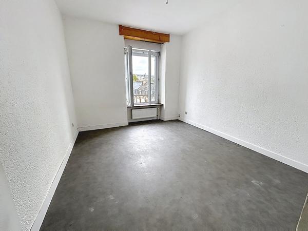 Appartement 5 pièces Centre ville de Quimper - 92 500 € Toiture et cage d'escalier remis a neuf. , Quimper