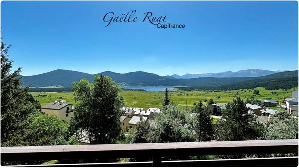 LES ANGLES (66210) – Appartement duplex 4 chambres – Vue panoramique sur le lac de Matemale et la chaîne des Pyrénées – Balcon