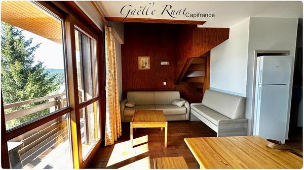 LES ANGLES (66210) – Appartement duplex 4 chambres – Vue panoramique sur le lac de Matemale et la chaîne des Pyrénées – Balcon