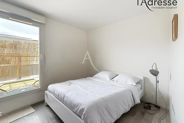 Suresnes Carnot-Gambetta - 3 pièces 64m² avec 2 terrasses - Box en sus