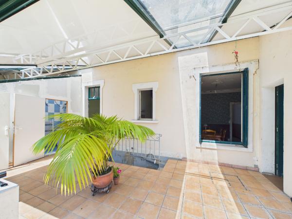 Maison
         9 pièces
        - 168 m² Exclusivité 165 000 € *