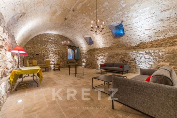 Château d’exception en Languedoc — domaine historique et raffiné