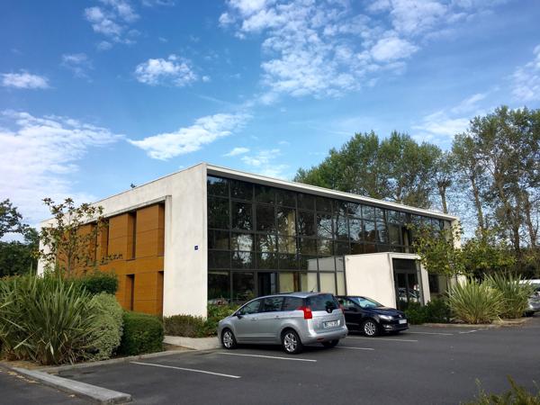 A Carquefou, bureaux à louer.