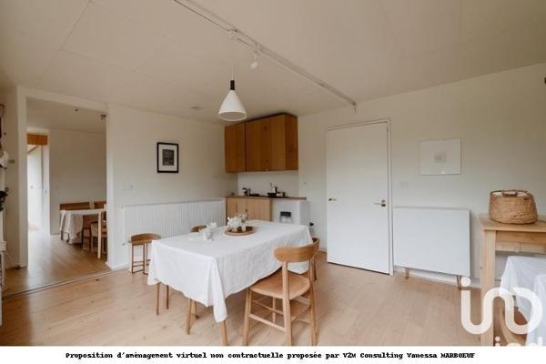 Maison traditionnelle 5 pièces de 155 m² à LES ABRETS (38490)