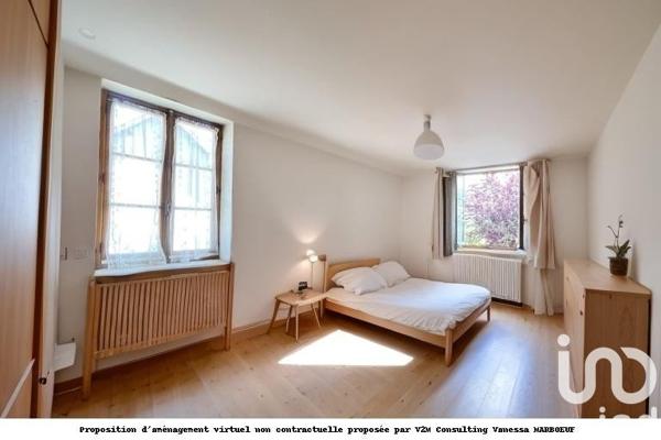 Maison traditionnelle 5 pièces de 155 m² à LES ABRETS (38490)